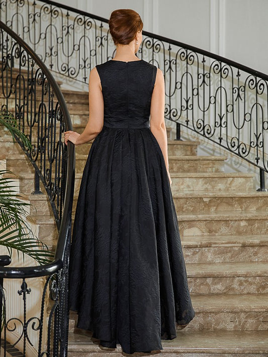 Jewel A-Line/Princess Lace Applique Scoop Sleeveless Asymmetrical Mother of the Bride Dresses DGP0020256