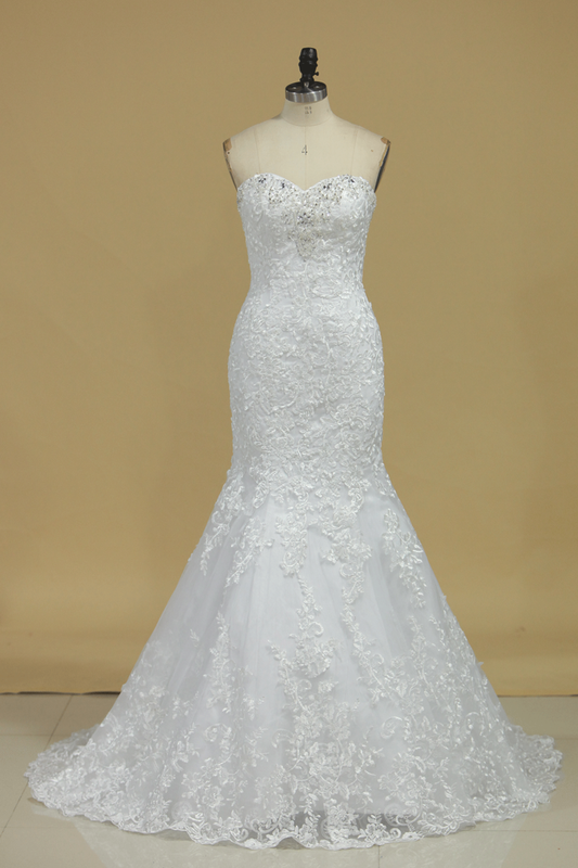2024 Sweetheart Wedding Dresses Mermaid Tulle With Applique And Beads Court Train