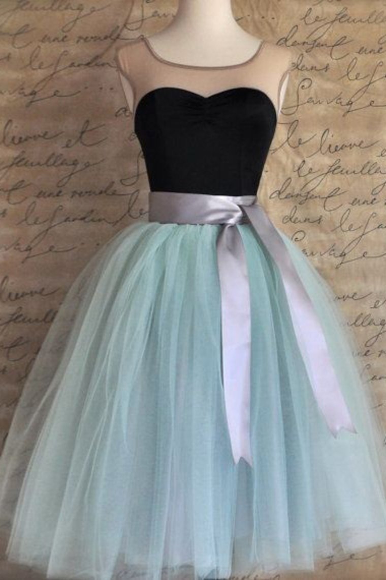 Homecoming Dresses A Line Scoop With Sash/Ribbon Knee Length Tulle Skirt