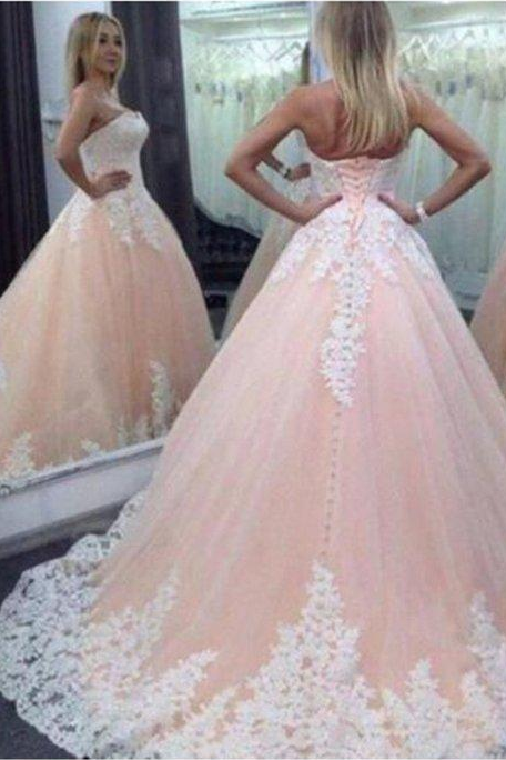 Ball Gown Quinceanera Dresses Sweetheart Tulle With Applique Lace Up