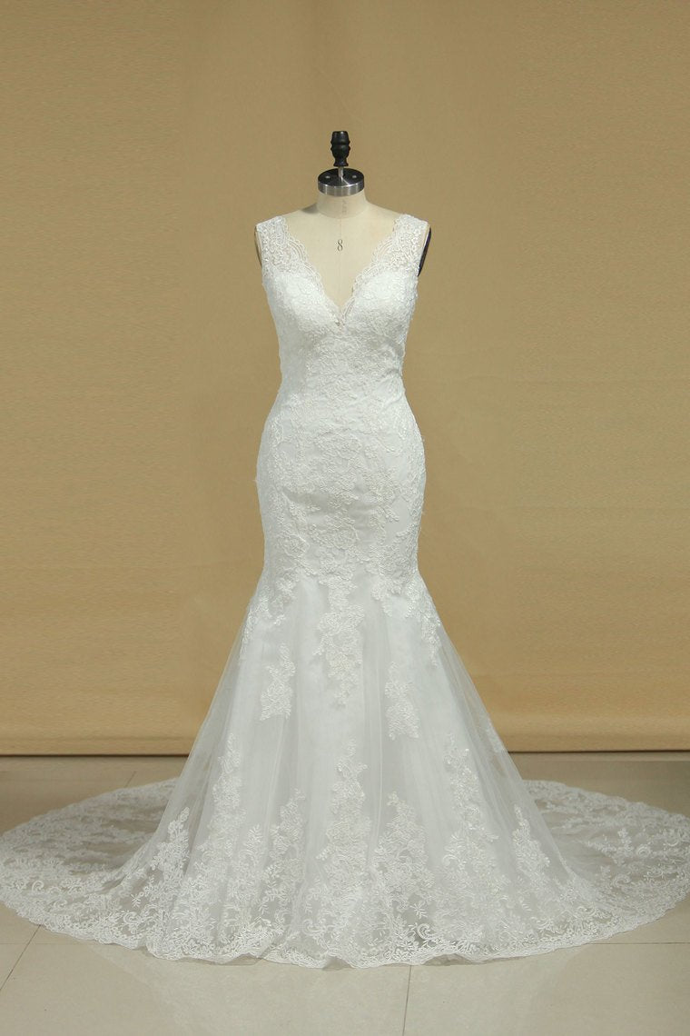 2024 New Arrival V Neck Wedding Dresses Mermaid With Applique Tulle