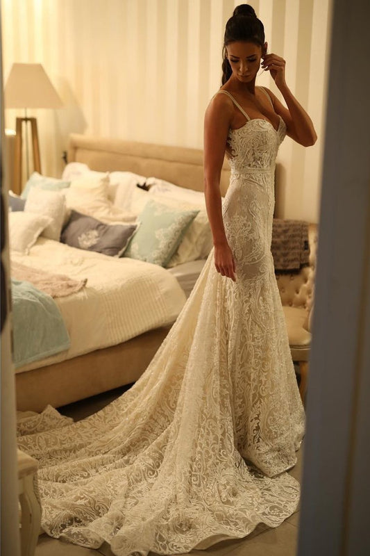 2024 Luxurious Lace Wedding Dresses Mermaid Straps Court Train