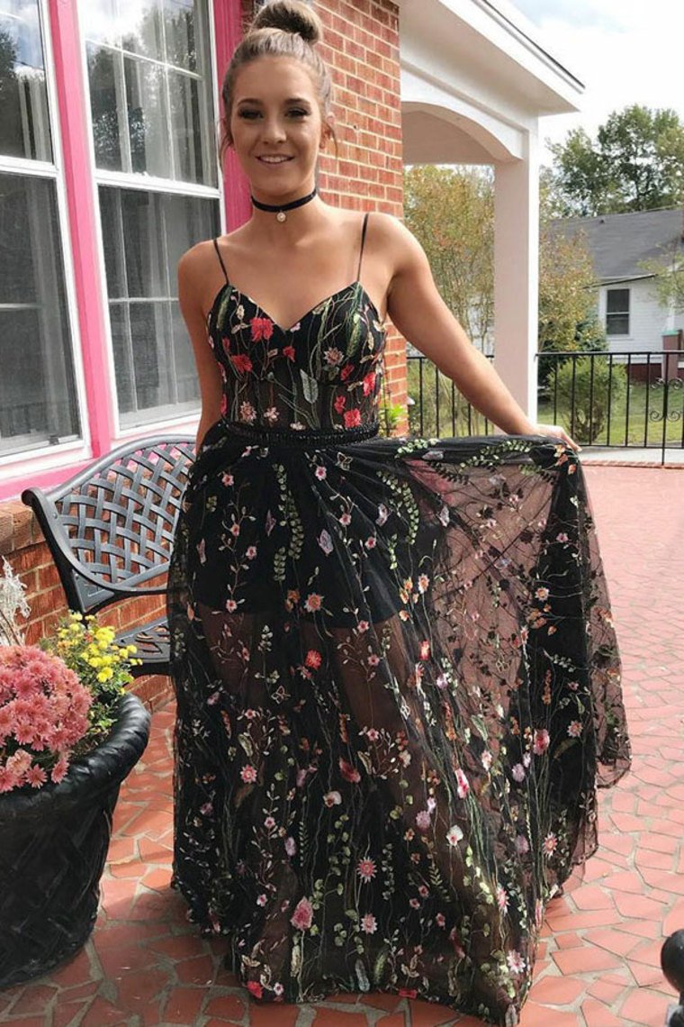 Spaghetti Straps Beautiful Long Embroidery Black Prom Dresses Party Dresses