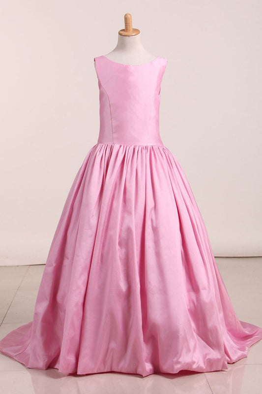 2024 New Arrival Flower Girl Dresses Scoop Taffeta With Beading A Line Sweep Train