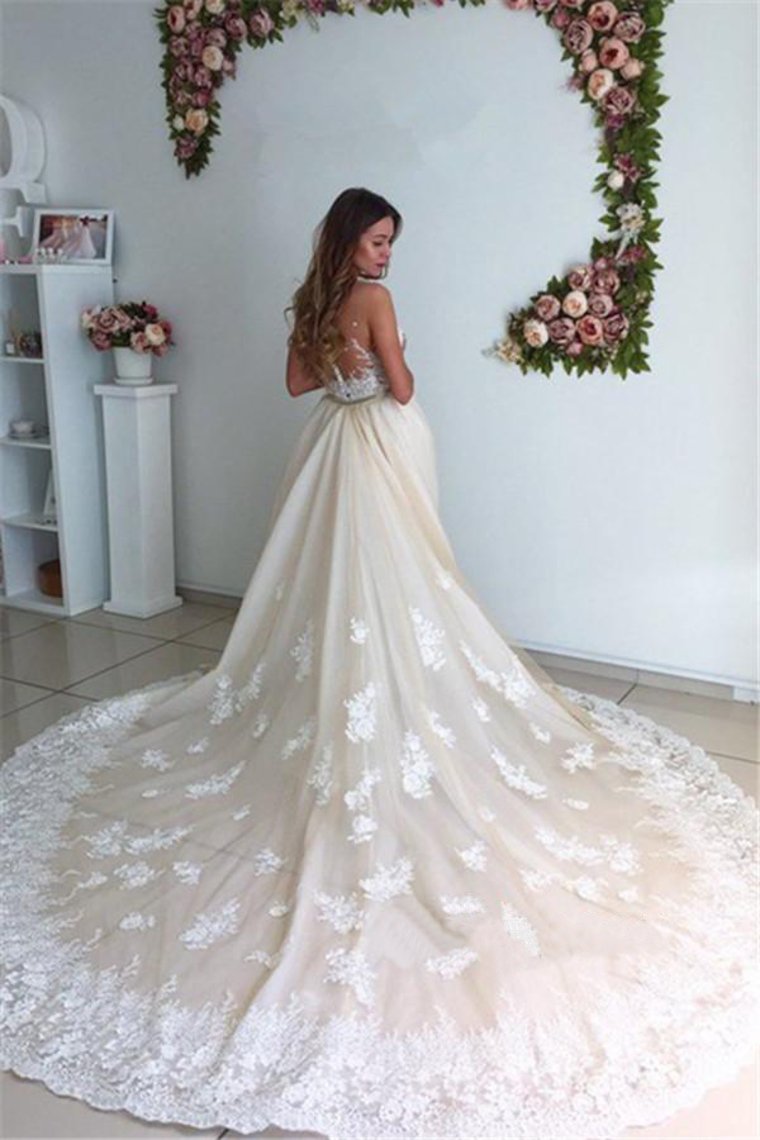 Tulle Wedding Dresses Mermaid Scoop With Applique Chapel Train Detachable