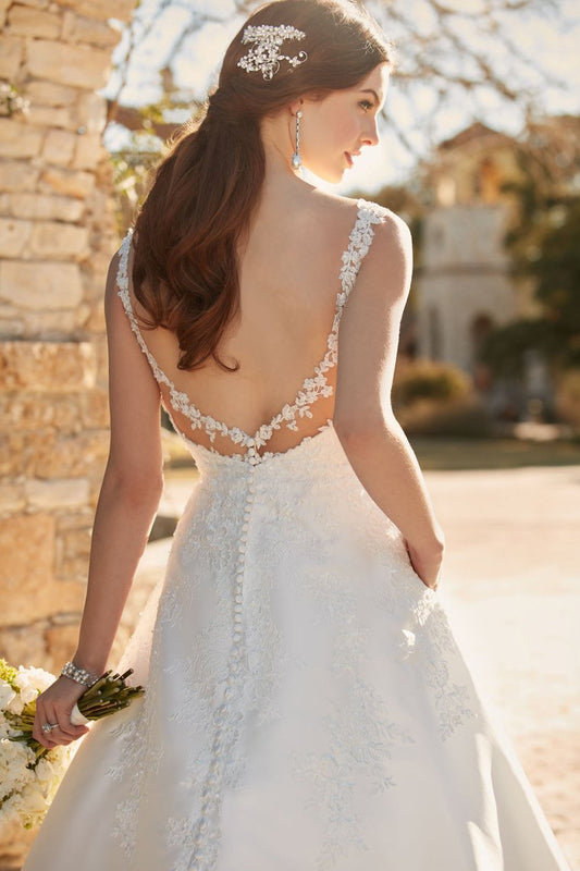 2024 New Arrival Scoop Wedding Dresses A Line With Applique Open Back