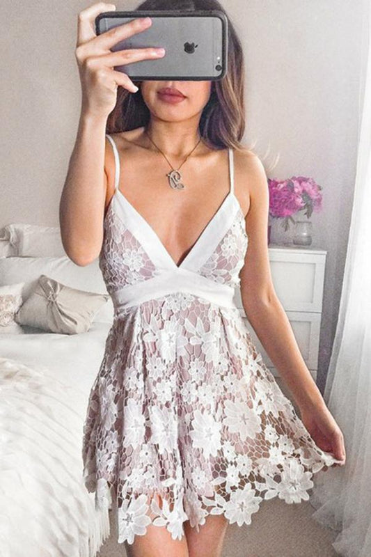 A-Line Spaghetti Straps Short Lace V Neck Ivory Homecoming Dress with Bowknot JS658