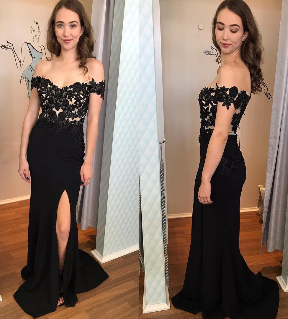 Elegant Off the Shoulder Black Lace Appliques Prom Dresses, Sweetheart Formal Dresses SRS15186