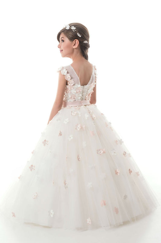2022 A Line Flower Girl Dresses Scoop Tulle With Handmade Flowers Lace Up