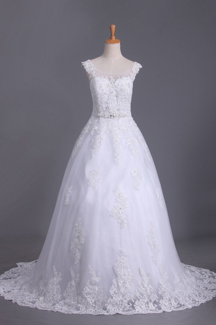 2022 A Line Cap Sleeve Scoop Tulle Wedding Dresses With Applique And Sash