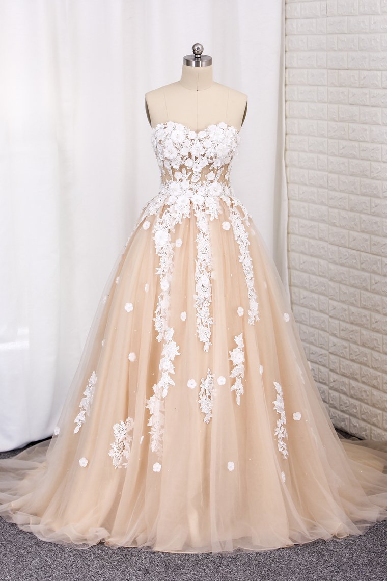 Wedding Dresses A Line Tulle Sweetheart With Applique Court Train