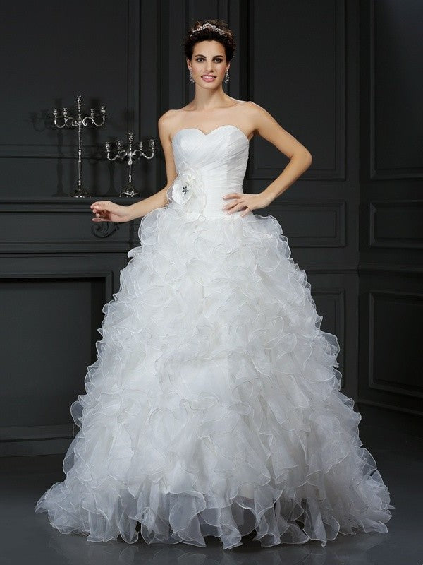 Long Hand-Made Sleeveless Sweetheart Ball Flower Gown Organza Wedding Dresses