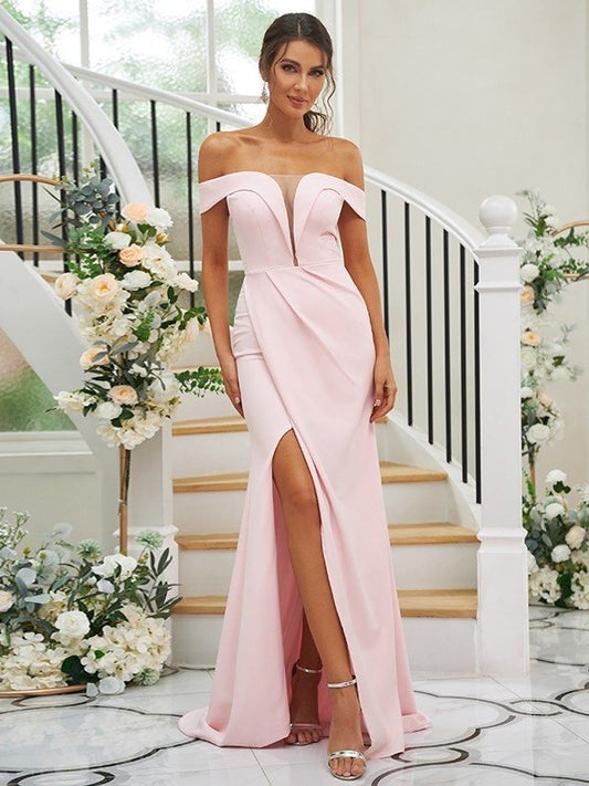Sweep/Brush Crepe Sleeveless Sheath/Column Off-the-Shoulder Ruched Stretch Train Bridesmaid Dresses