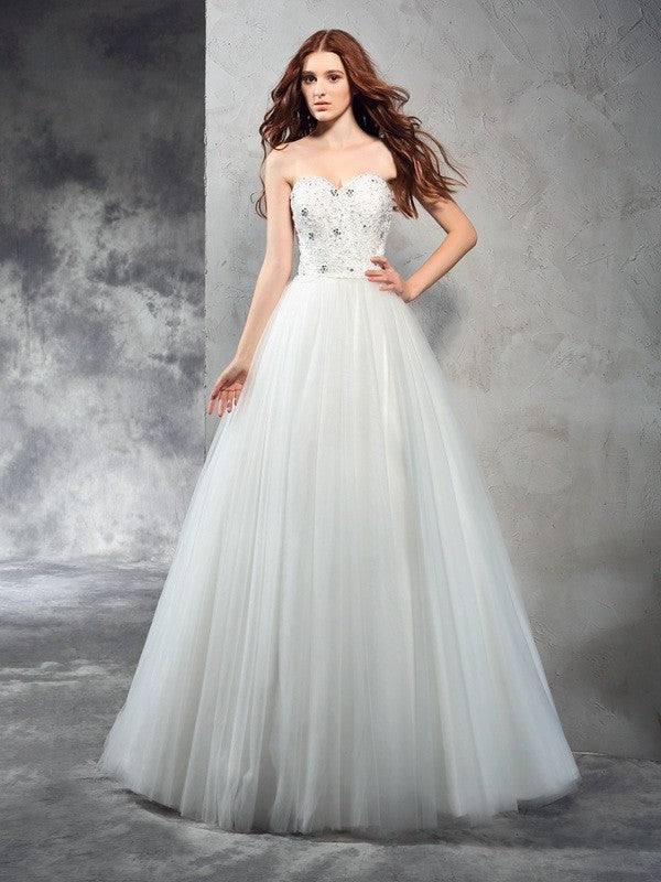 Beading Sleeveless A-Line/Princess Long Sweetheart Net Wedding Dresses