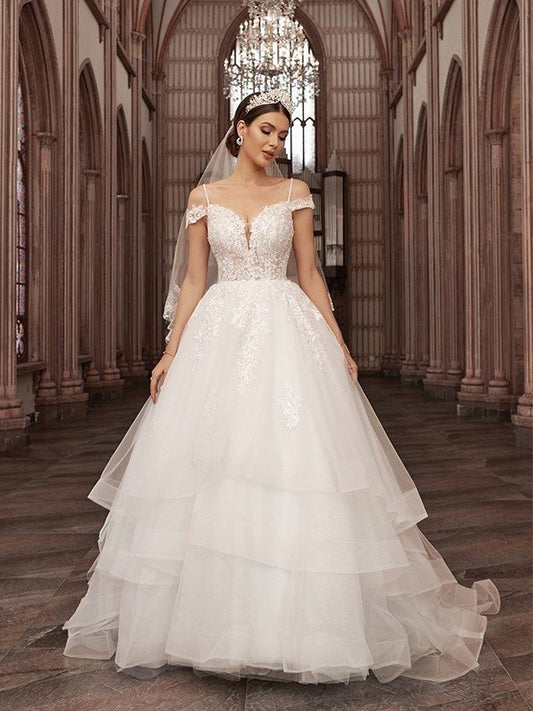 Tulle Sweetheart Applique Sleeveless A-Line/Princess Sweep/Brush Train Wedding Dresses