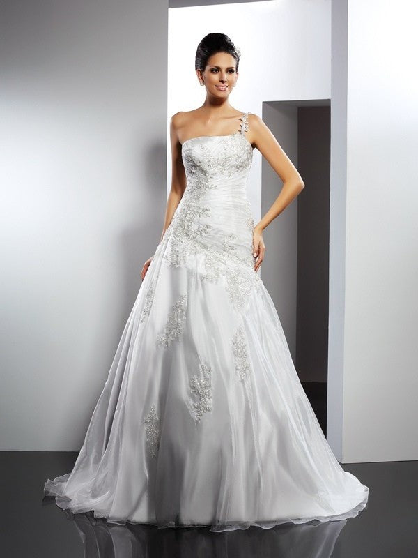 Long One-Shoulder A-Line/Princess Applique Sleeveless Satin Wedding Dresses