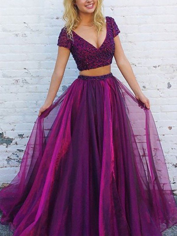A-Line/Princess Tulle Short Sleeves Beading V-Neck Floor-Length Two Piece Dresses