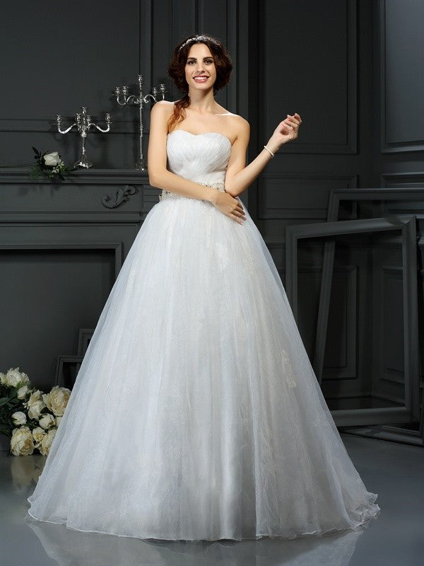 Sweetheart Applique Long Sleeveless A-Line/Princess Organza Wedding Dresses