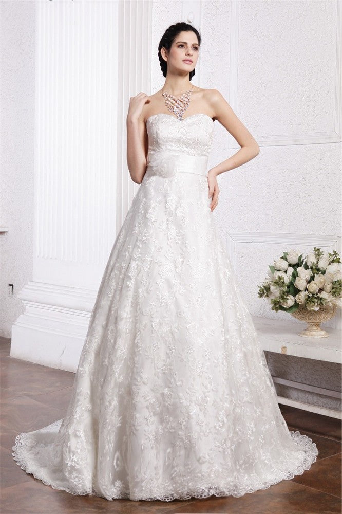 A-Line/Princess Sleeveless Sash Long Sweetheart Lace Wedding Dresses