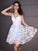 Lace V-neck Sleeveless Applique A-Line/Princess Short/Mini Homecoming Dresses