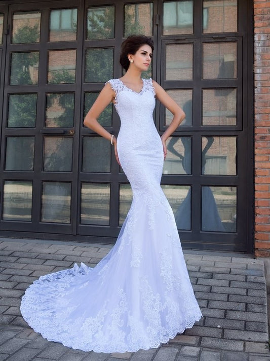 V-neck Sleeveless Long Trumpet/Mermaid Applique Satin Wedding Dresses