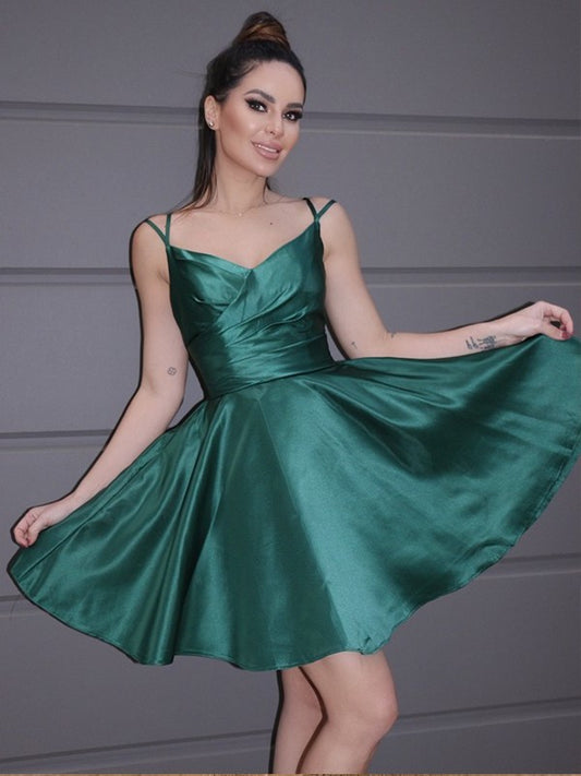 Satin Ruched Straps A-Line/Princess Sleeveless Short/Mini Homecoming Dresses