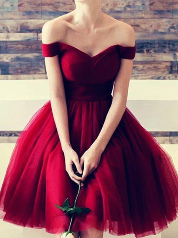Cut A-Line Ruffles Off-the-Shoulder Short With Tulle Red Homecoming Dresses