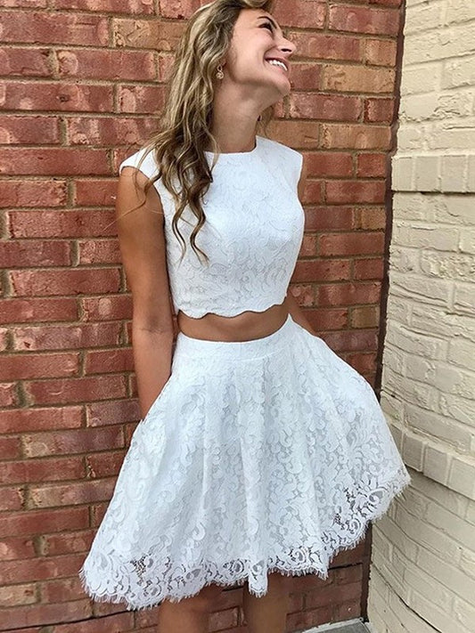 Scoop A-Line/Princess Lace Sleeveless Lace Short/Mini Homecoming Dresses