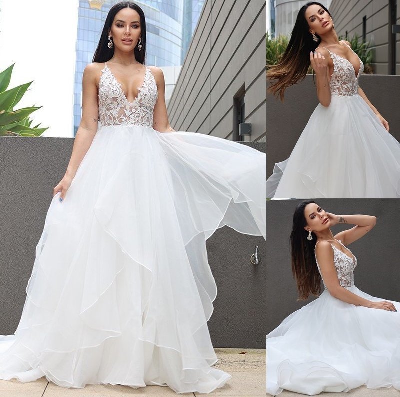 Lace Sweep/Brush Ruffles A-Line/Princess V-neck Sleeveless Train Wedding Dresses