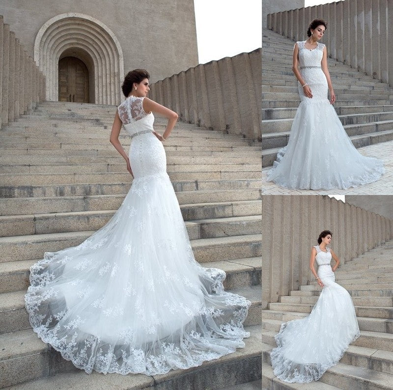 Long Trumpet/Mermaid Sleeveless V-neck Applique Lace Wedding Dresses