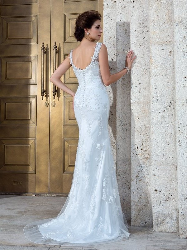 Long Trumpet/Mermaid V-neck Applique Sleeveless Net Wedding Dresses