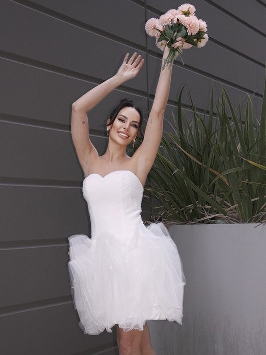 Sweetheart Sleeveless Ruched Organza A-Line/Princess Short/Mini Wedding Dresses