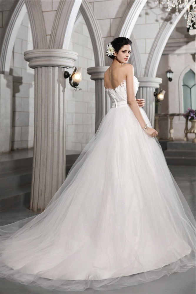 Beading Gown Sleeveless Ball Long Feather Strapless Net Wedding Dresses