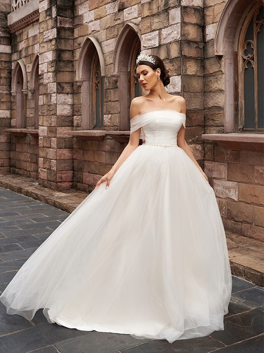Off-the-Shoulder A-Line/Princess Ruched Sleeveless Tulle Sweep/Brush Train Wedding Dresses