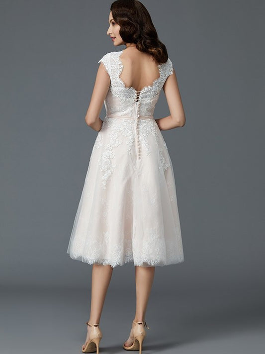 Bateau A-Line/Princess Sleeveless Knee-Length Tulle Wedding Dresses