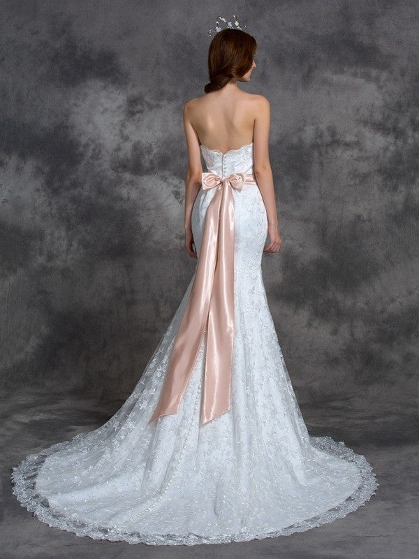 Trumpet/Mermaid Sleeveless Sash/Ribbon/Belt Strapless Long Lace Wedding Dresses
