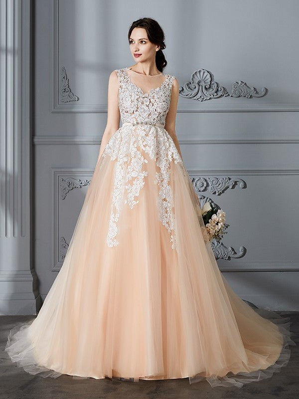 Sleeveless Ball Gown Scoop Train Court Tulle Wedding Dresses