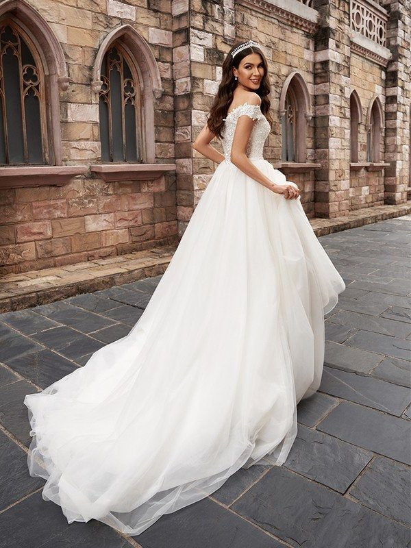Court Off-the-Shoulder Tulle Sleeveless Applique A-Line/Princess Train Wedding Dresses