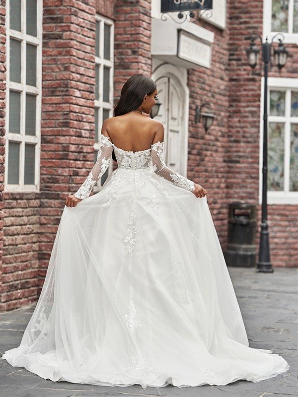 Sleeves Long Off-the-Shoulder Sweep/Brush Applique Tulle A-Line/Princess Train Wedding Dresses