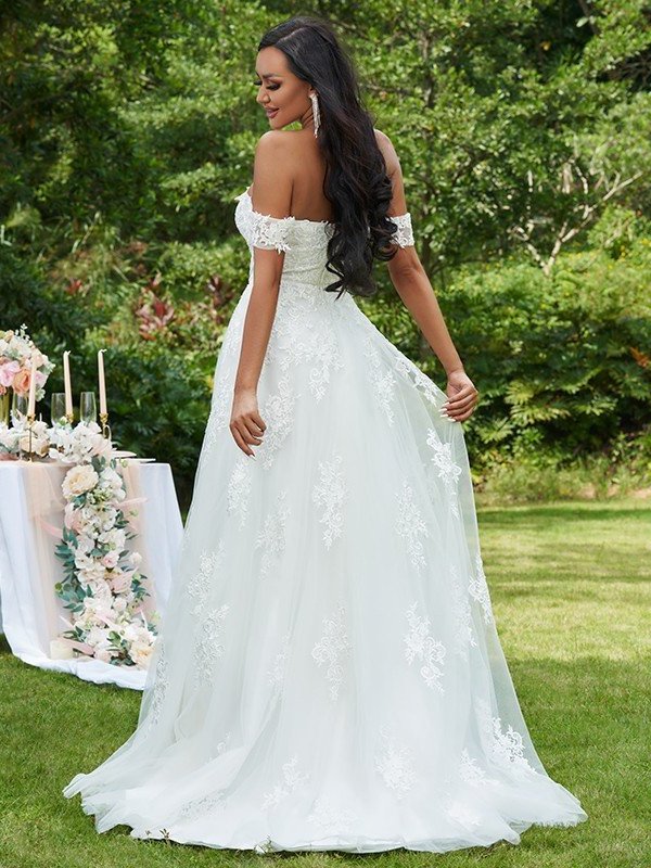 Sleeveless A-Line/Princess Off-the-Shoulder Lace Sweep/Brush Applique Train Wedding Dresses