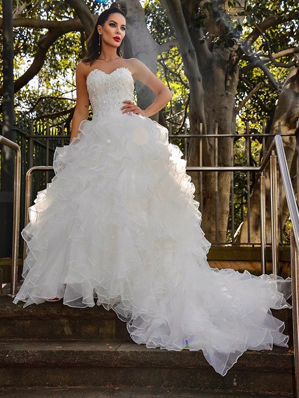 Sequin Sleeveless Sweetheart Ball Chapel Gown Organza Train Wedding Dresses