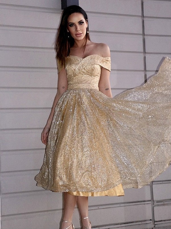 A-Line/Princess Sleeveless Ruched Off-the-Shoulder Tea-Length Homecoming Dresses