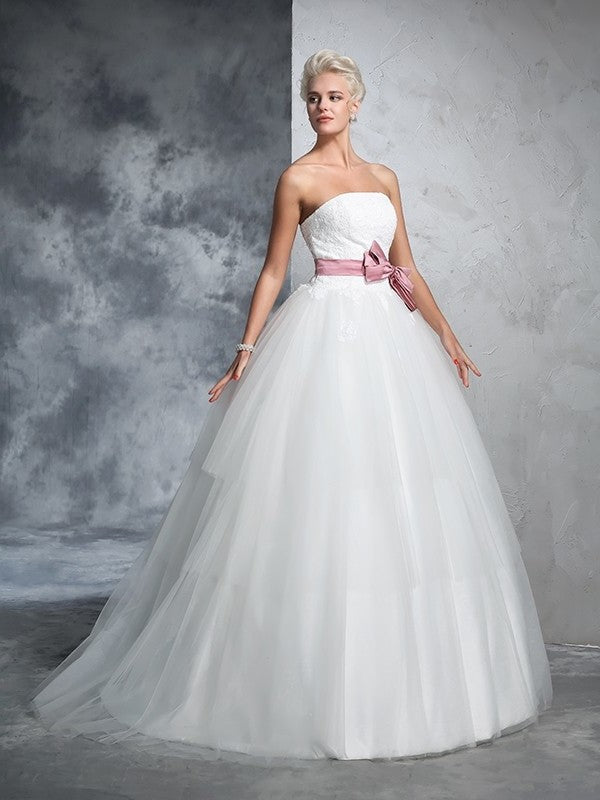 Gown Ball Strapless Long Sleeveless Bowknot Net Wedding Dresses