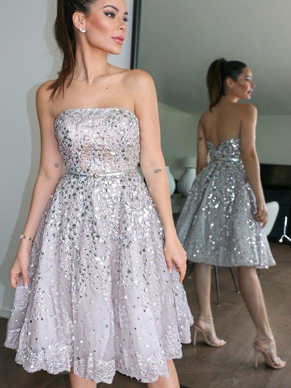 Sleeveless Knee-Length A-Line/Princess Strapless Sequin Tulle Homecoming Dresses