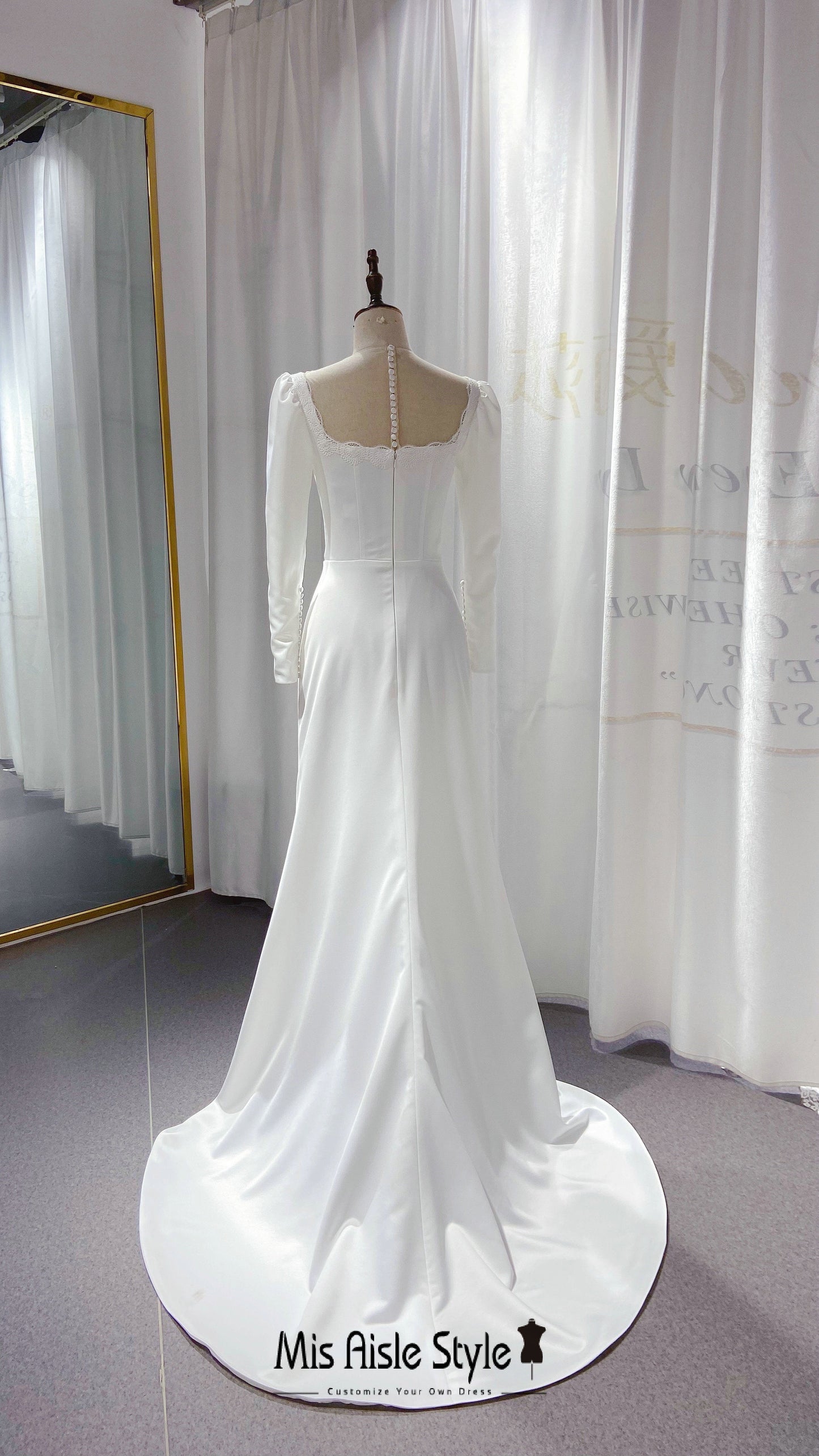 Vintage Square Neckline Long Sleeve Wedding Dress