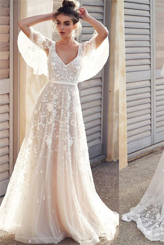 Chic Ivory V-Neck Lace Appliques Backless Beach Wedding Dresses
